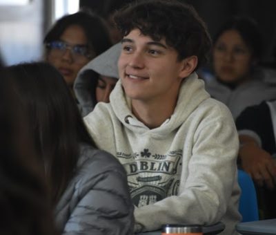 Lanza JuventudEsGTO convocatorias de becas para secundaria y nivel superior.