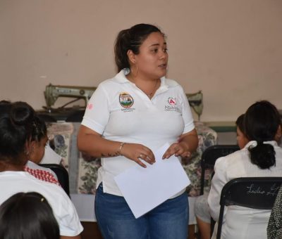 Conmemoran Día de la Mujer en Tinaja de Negrete