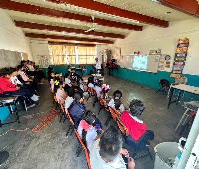 Siguen las visitas a diferentes escuelas de Cuerámaro