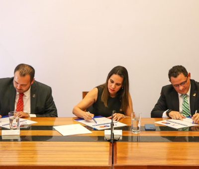 Firman convenio entre Municipio de Irapuato y Fondos Guanajuato