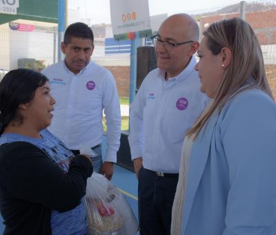 Gira de entrega de apoyos de DIF en Abasolo