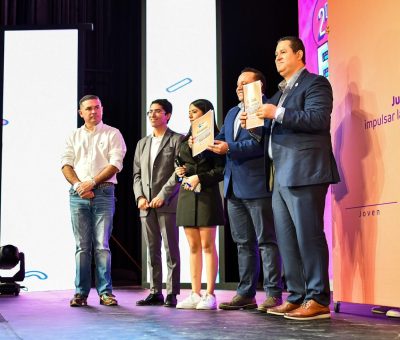Firma Navarro Declaratoria para impulsar al talento juvenil de Guanajuato