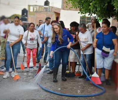 Llevan Navarro y Smith el Lavamartes a San José de la Luz