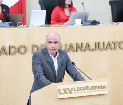 Entrega Comisión de Seguridad Pública a la Junta de Gobierno una propuesta para regular la circulación de motocicletas