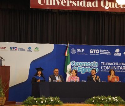 212 jóvenes de Irapuato y Pueblo Nuevo  egresan de Telebachilleratos UVEG