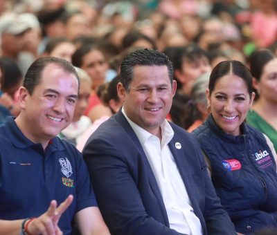 Entrega Gobernador más apoyo a campesinos de Dolores Hidalgo