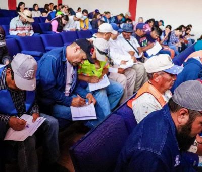 Firman acuerdos parentales 167 padres de familia en Coroneo