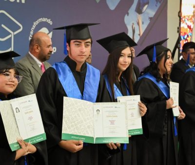 Encabeza Presidente Municipal graduación de alumnos CONALEP