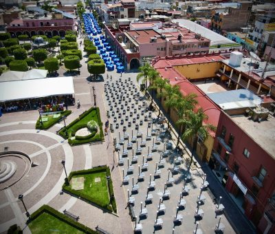 Entrega Blanca Preciado y la SDAyR equipamiento a hogares en Manuel Doblado