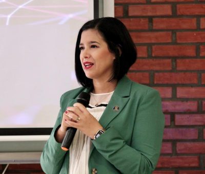 Imparte la Secretaria Ejecutiva del Sistema Estatal de Seguridad Pública, Sophia Huett López, taller de ciberseguridad a alumnos y maestros del SABES – UNIDEG Celaya.