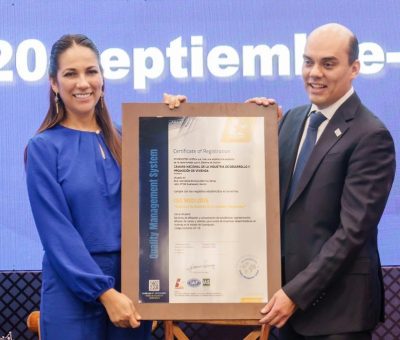 Encabeza Libia Dennise entrega de Certificación ISO9001:2015 a CANADEVI Guanajuato