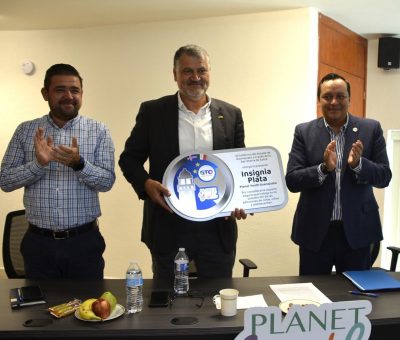 La Comisión Estatal del Deporte recibió la Insignia Planet Youth