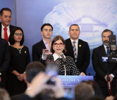 Asiste Gobernador a toma Protesta de la Nueva Rectora de la Universidad de Guanajuato