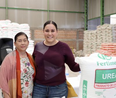 Entrega Blanca Preciado más apoyos para campesinos dobladenses