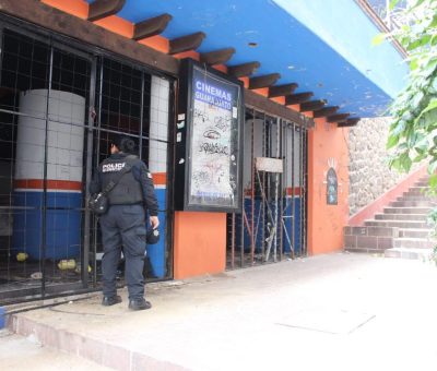 Instalan enrejado en el ex Cine Guanajuato para prevenir situaciones de riesgo