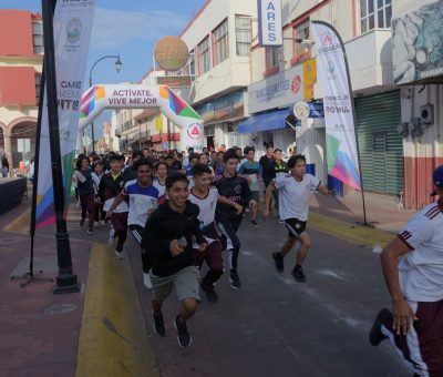 Alumnos del CBTis 171 corren en tradicional Carrera Apache