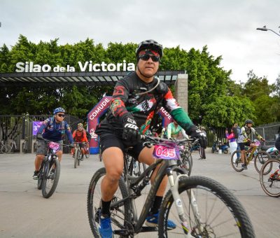 Pedalean en Silao con causa