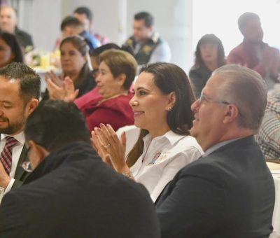 Generan encuentro con autoridades educativas