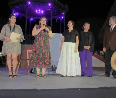 Presentan Monólogo “Mexicanas de Valor” en Plaza Constitución