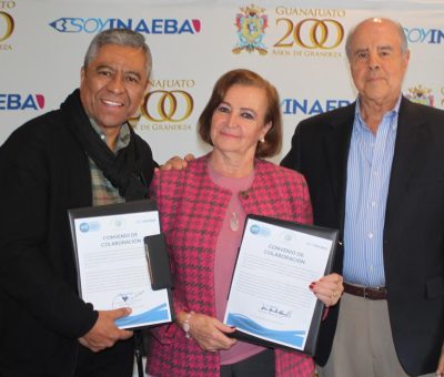 Estrechan lazos por la educación INAEBA y la Fundación Comunitaria Don Diego A.C. en San Miguel de Allende