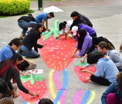 Disfrutan artistas de intervenir espacios en Irapuato