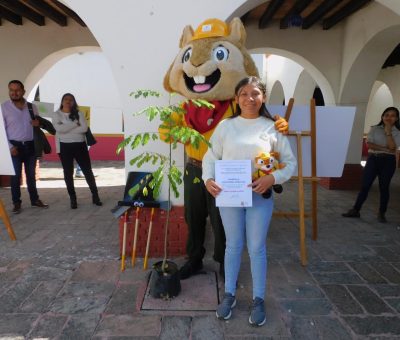 Participan estudiantes de primaria y secundaria en estatal del Concurso Nacional de Dibujo Infantil Vamos a Pintar un Árbol 2023