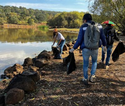 Habitantes de Cerécuaro en Yuriria pusieron el ejemplo eliminando criaderos de dengue