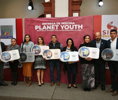 Reciben dependencias municipales e instituciones Insignia Planet Youth Plata