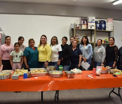 Chío Cervantes visita a alumnos de talleres en CDC