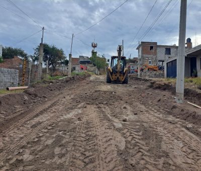 Atiende Navarro petición de rehabilitación vial en Arroyo Verde; pavimentan calle Villa Grande de la Luz