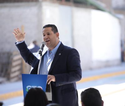 Inaugura Diego Sinhue más obras de infraestructura vial en León