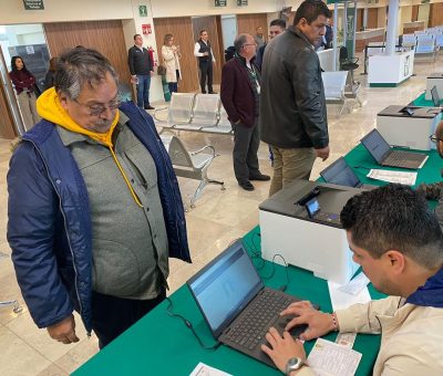 Inician labores institucionales en UMF No. 60 del IMSS Guanajuato, señor Andrés primer derechohabiente en ingresar a solicitar servicio