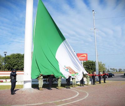 Realizan izamiento de Bandera en Abasolo