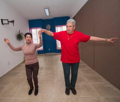 Al ritmo de danzón, cumbia, bachata y chachachá, el DIF Municipal activa a personas adultas mayores de Guanajuato Capital
