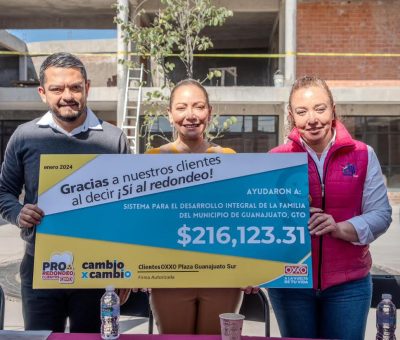 Recibe Centro Colibrí de Guanajuato 216 mil 123 pesos con 31 centavos del redondeo del OXXO