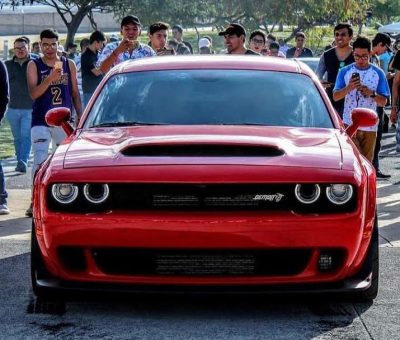 Exhibe Parque Guanajuato Bicentenario más de 100 autos exóticos