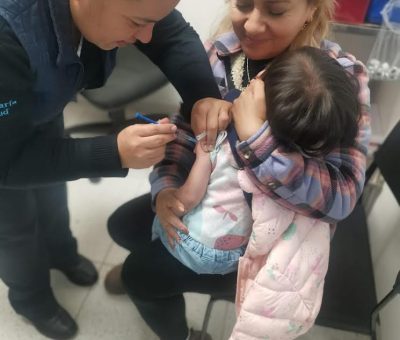 SSG aplica vacunas Triple Viral en San Miguel de Allende