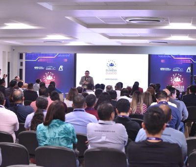 Realizan Encuentro de Negocios