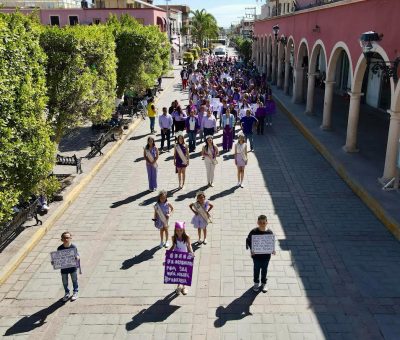 Marchan mujeres dobladenses por la conmemoración del Día Internacional de la Mujer