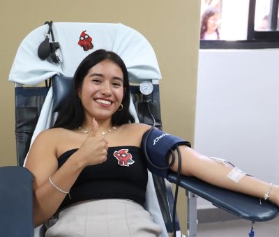 Generosidad de estudiantes UG presente en la campaña de donación altruista de sangre