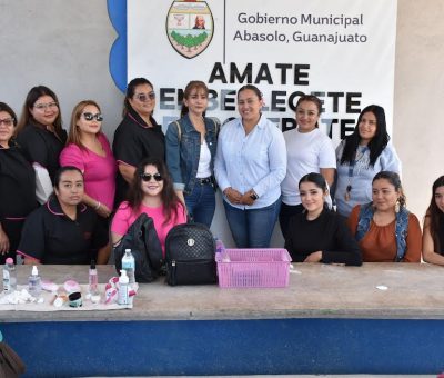 Feria de belleza por el Mes de la Mujer, en Soledad de Negrete