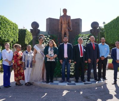 Cuerámaro conmemora natalicio de Benito Juárez