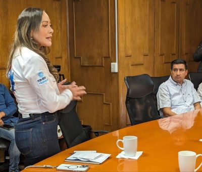 Presenta Samantha Smith a consejo del SIMAPAG su propuesta para garantizar el agua en Guanajuato