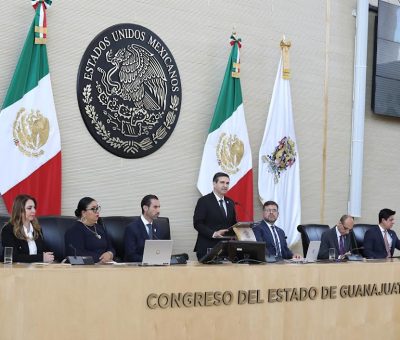 Realizan Sesión Solemne; se entona por primera vez el Himno del Estado de Guanajuato