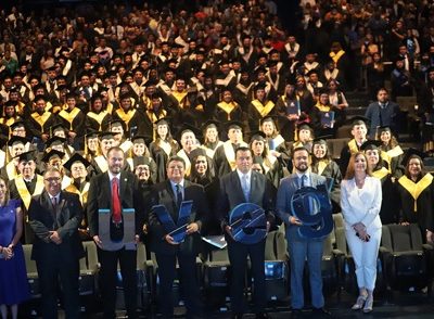 Más de 2700 estudiantes egresados de la UVEG listos para impulsar el cambio
