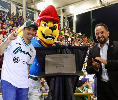Se realiza la firma del Acuerdo de Colaboración entre la Secretaría de Educación de Guanajuato y el club Los Bravos de León