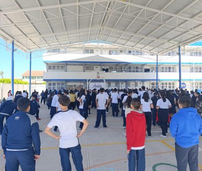 Seguridad Pública lleva actividades de prevención de la violencia y la delincuencia a Secundaria Virgilio Uribe