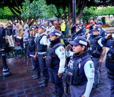 Realizan honores a la bandera para promover valores cívicos e identidad nacional
