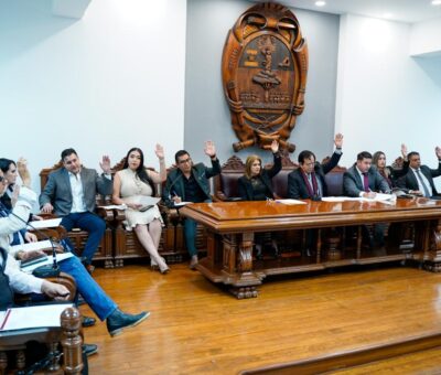 Presidente Municipal Juan Miguel Ramírez rinde informe de contratos, convenios y actos jurídicos, ante el Ayuntamiento