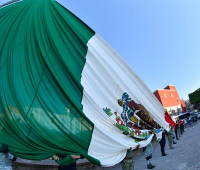 Conmemoran aniversario 108 de la Constitución Mexicana en Guanajuato Capital